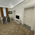 M.mansion Bed & Breakfast