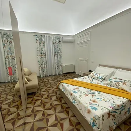 ベッド・アンド・ブレックファスト M.mansion 4*