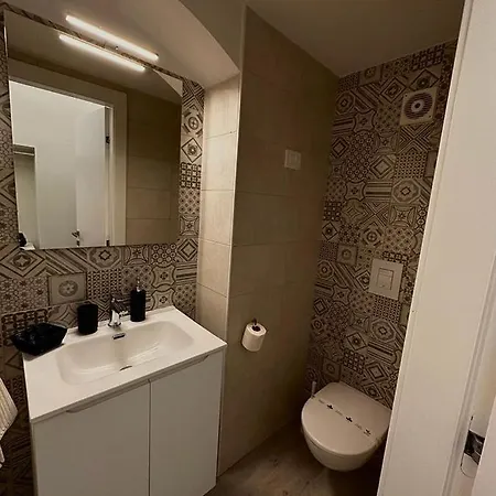 ベッド・アンド・ブレックファスト M.mansion 4*