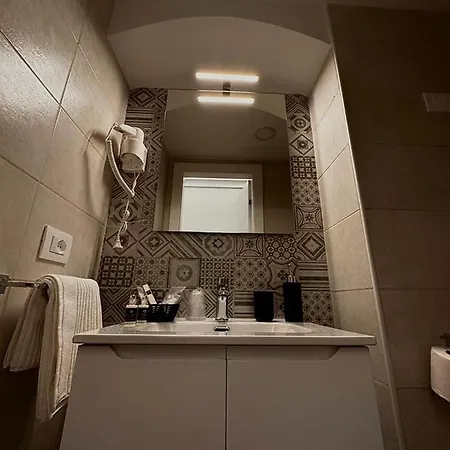 M.mansion Oda ve Kahvaltı *