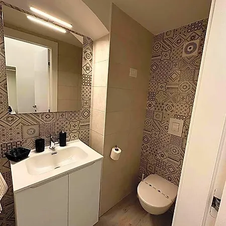 M.mansion 4*